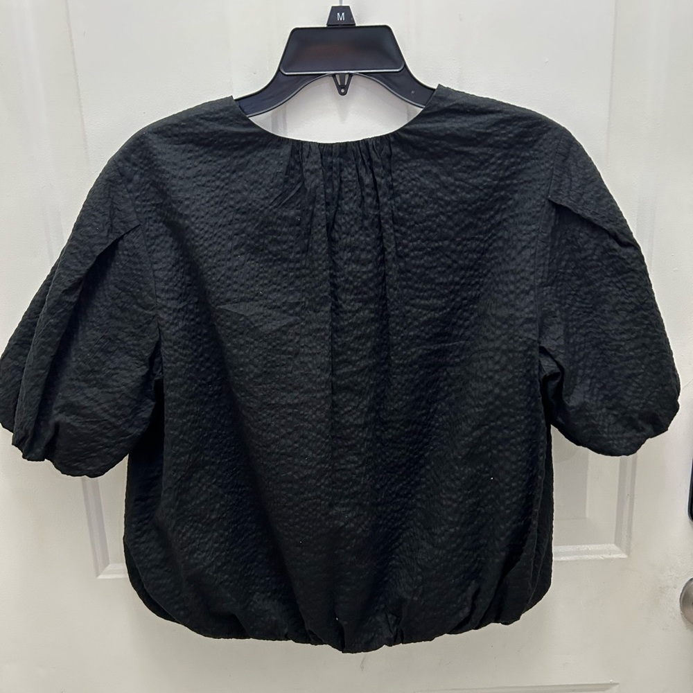 AYR Black Puff-Sleeve Textured Cropped Top - Picture 4 of 6